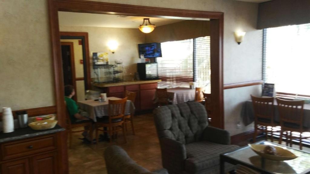 Airport Inn Boise Exterior foto